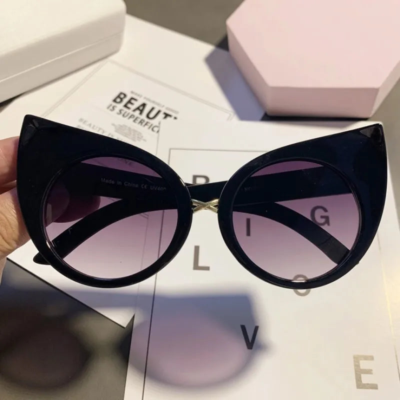 Kat - CatEye Sunglasses Woman Butterfly Oversized Sunglasses
