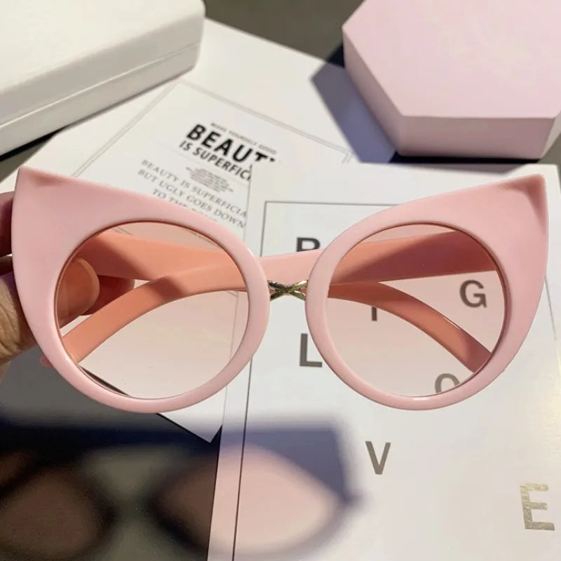 Kat - CatEye Sunglasses Woman Butterfly Oversized Sunglasses